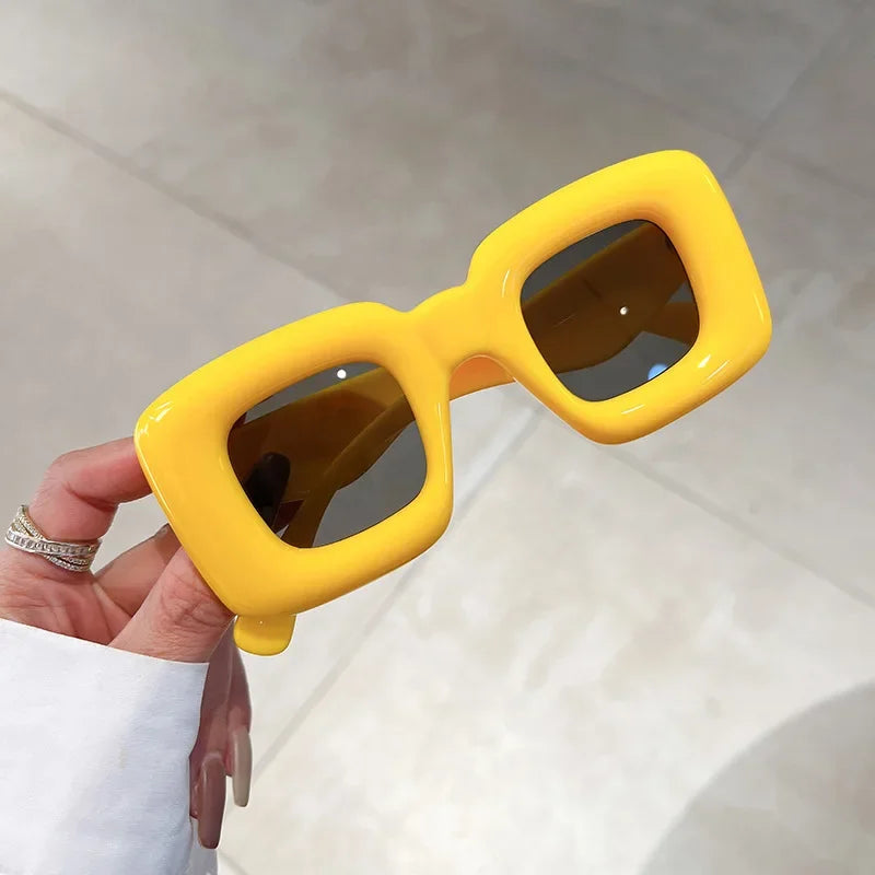 New Oversized Frame Sunglasses Women Fashion Funny Personality Sun Glasses Outdoor Street Photo Eyewear UV400 Oculos De Sol