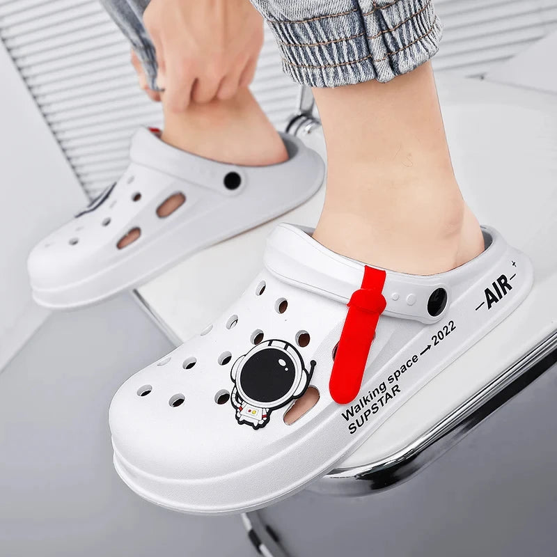 Men Women Sandals Breathable Home Slippers Outdoor Fashion Garden Clogs Couple Water Shoes Sandals For Men Black White