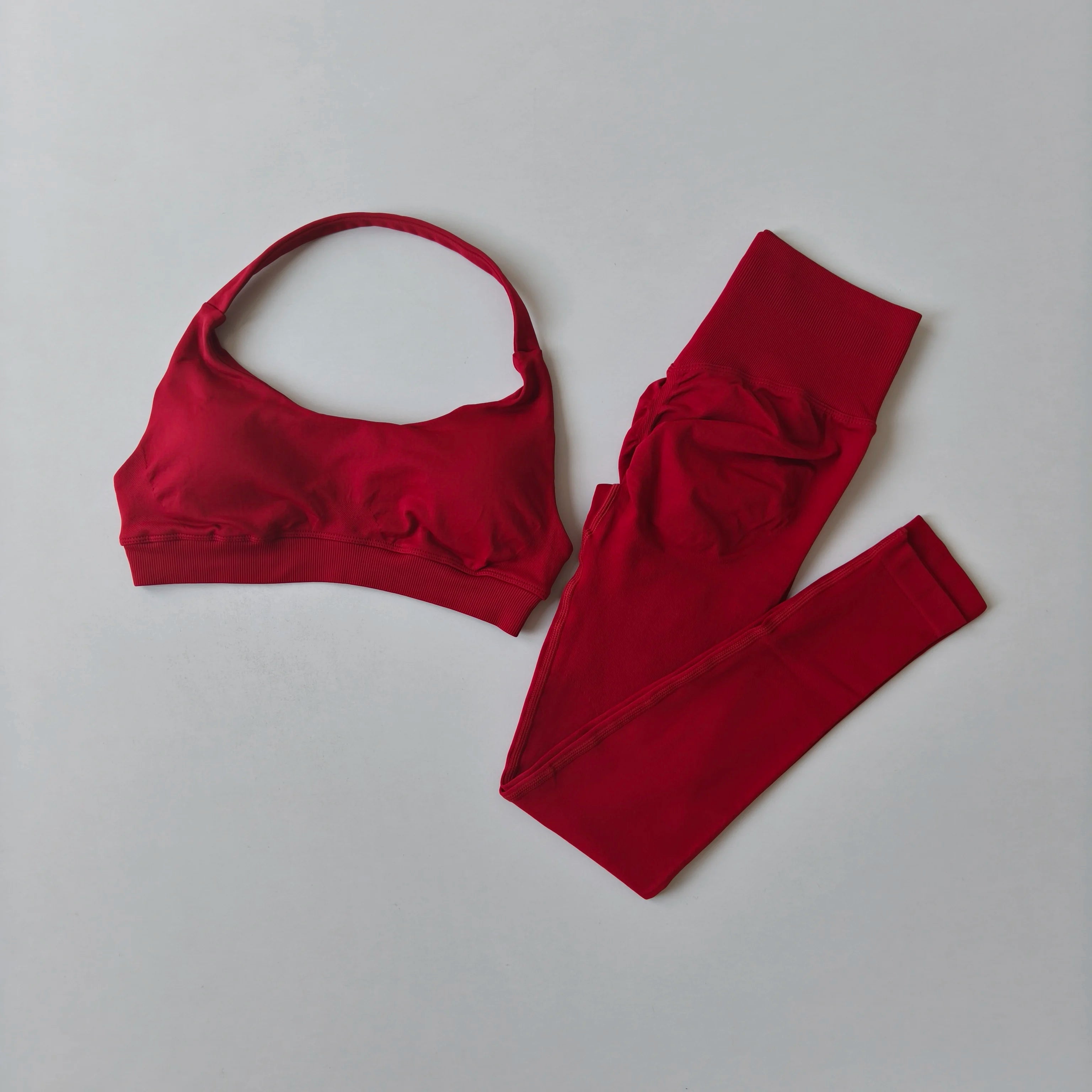 Women's Seamless Yoga Set - Halter Neck Sports Bra with Built-in Pads & Booty Lifting Leggings, Workout Outfit for Gym