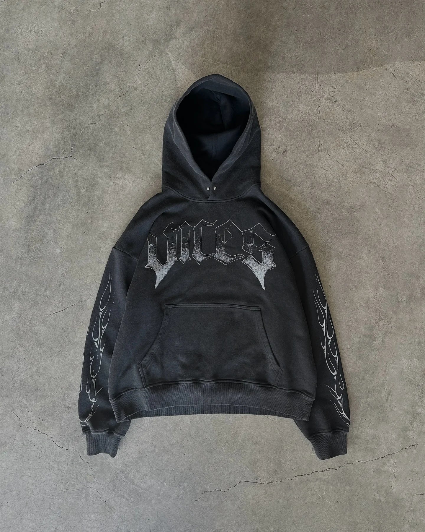 Trendy Y2K Minimalist Hoodie Oversized Unisex Streetwear Pullover with Unique Retro Graphic Design Soft Cotton Blend Couples