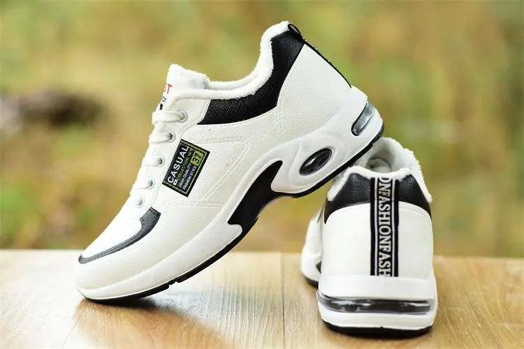 2025 new spring trend sports men's shoes Lace-up thick sole casual breathable fashion shoes Large size Wear skid resistance