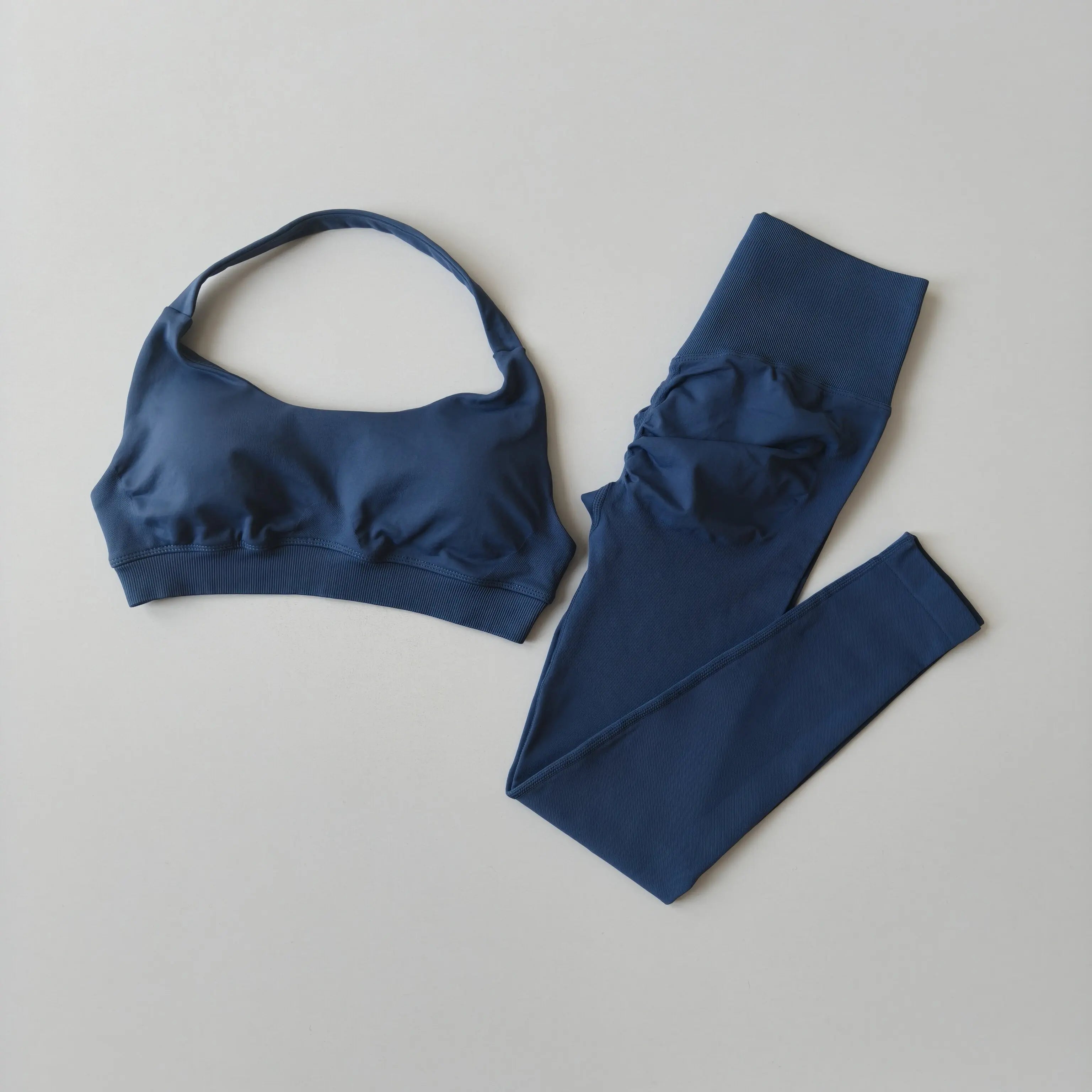 Women's Seamless Yoga Set - Halter Neck Sports Bra with Built-in Pads & Booty Lifting Leggings, Workout Outfit for Gym