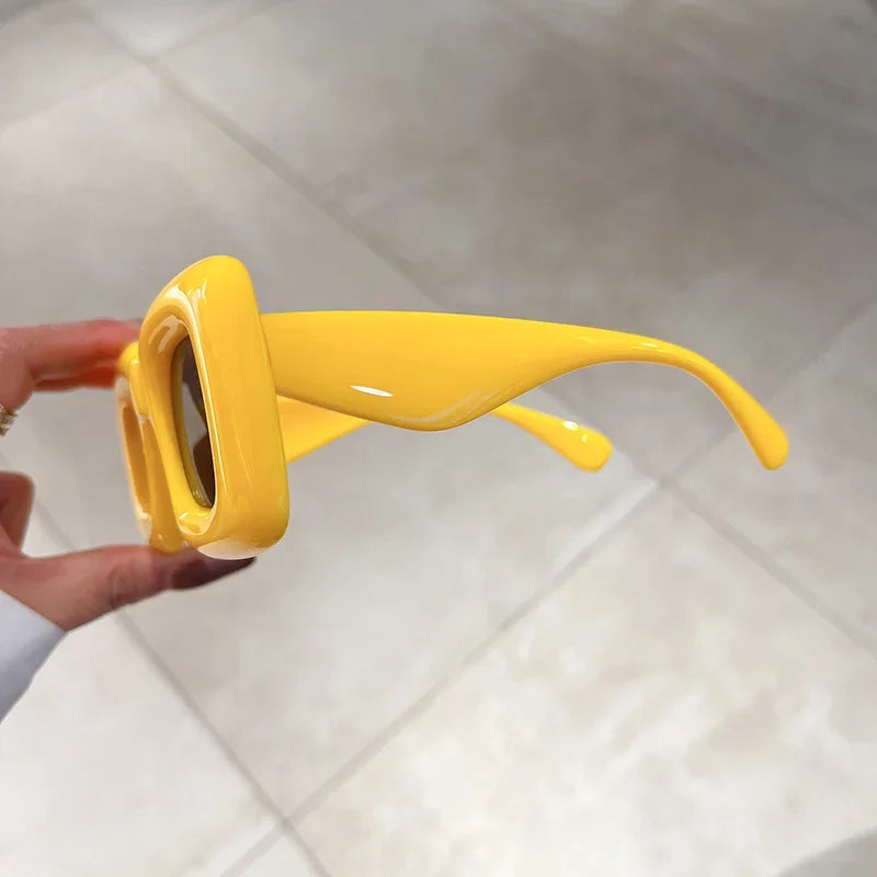 New Oversized Frame Sunglasses Women Fashion Funny Personality Sun Glasses Outdoor Street Photo Eyewear UV400 Oculos De Sol