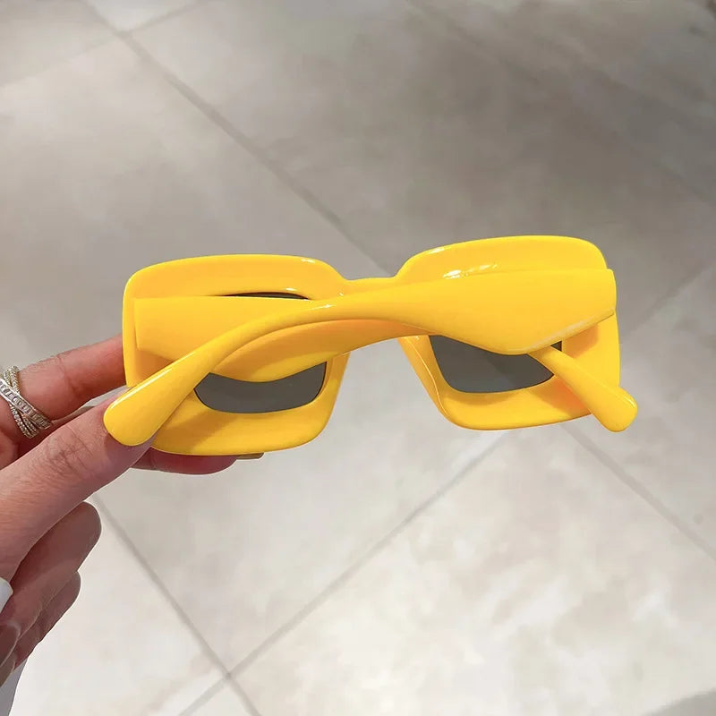 New Oversized Frame Sunglasses Women Fashion Funny Personality Sun Glasses Outdoor Street Photo Eyewear UV400 Oculos De Sol