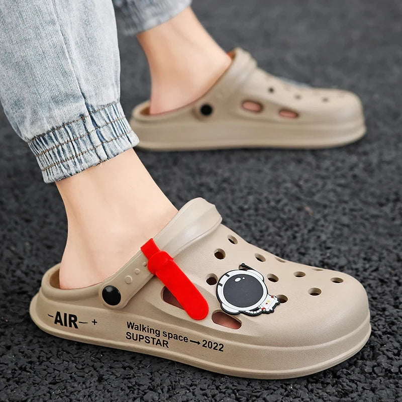 Men Women Sandals Breathable Home Slippers Outdoor Fashion Garden Clogs Couple Water Shoes Sandals For Men Black White